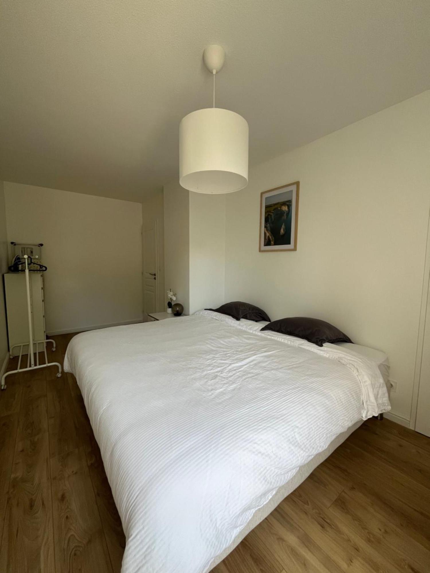 Appartement Cosy Et Confortable Сен-Жени-Лавал Екстериор снимка